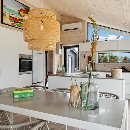 Holiday home Amazing In With Kitchen *
