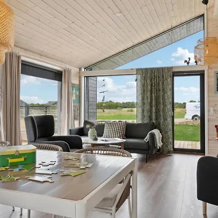 Holiday home Amazing In With Kitchen